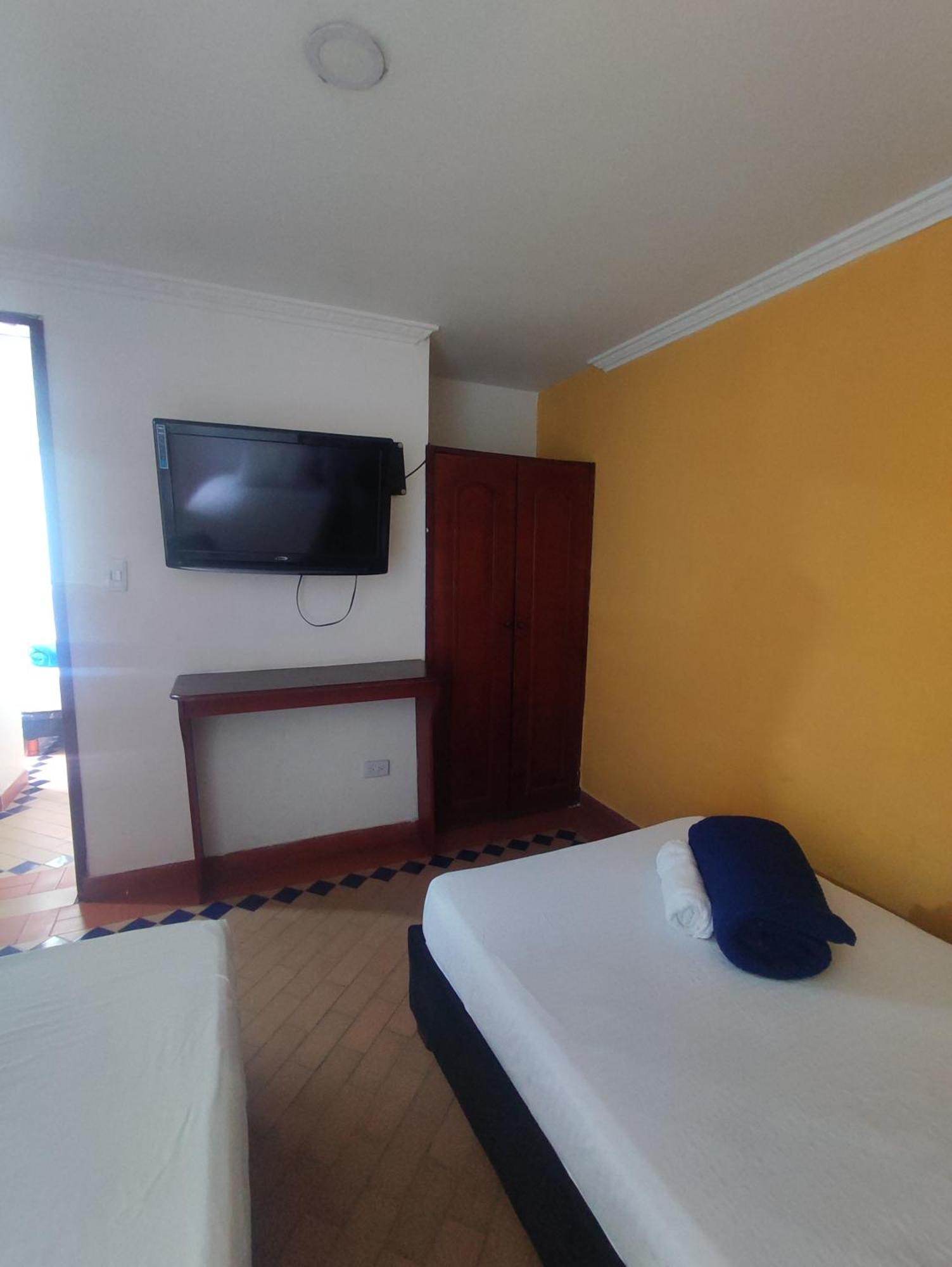 Hotel Cafe Real Armenia Szoba fotó