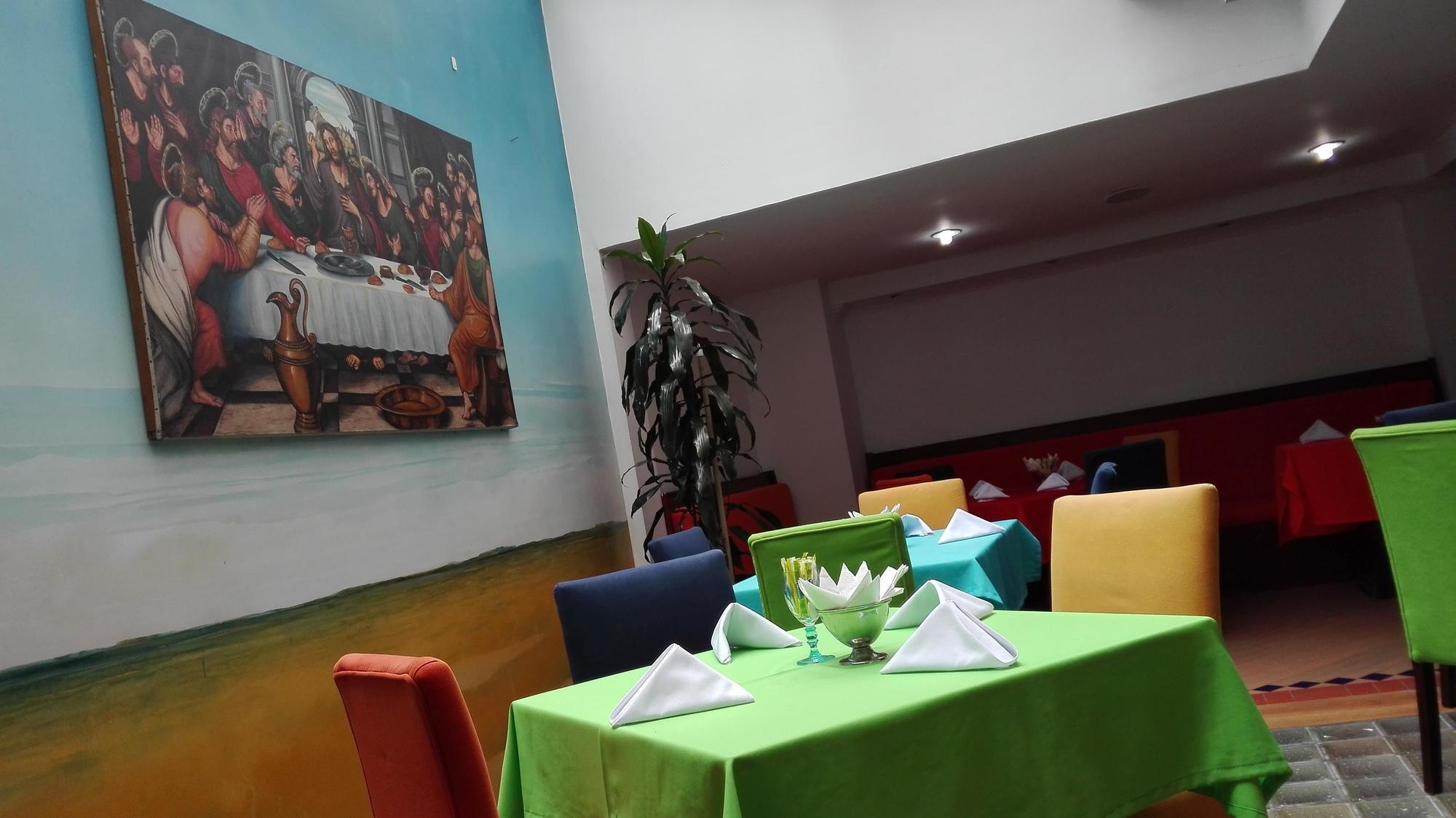 Hotel Cafe Real Armenia Kültér fotó